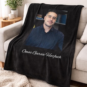 Couverture Harfuchcobijas I Omar Garcia Harfuch Blanket I Para dormir con seguridad