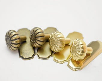 Solid Brass Knob with backplate/Unlacquered Brass Cabinet Knobs/Floral Aged Brass Drawer Knobs/cabinet handles for Cabinets & Furniture