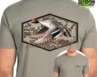 Imagem PNG de caça ao pato-de-cauda-afilada, estampa de camuflagem para aves aquáticas (download digital), presentes para homens, roupas masculinas