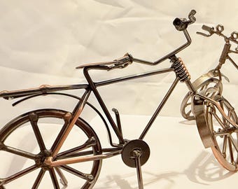 Handcrafted Mini Bicycle Art – Rustic Metal Home Decor