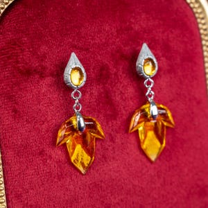 Pendientes de Zelda Link del desierto, color ámbar, joyería fantástica, regalo de cosplay de juego de aventuras