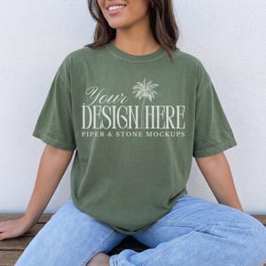 Comfort colors C1717 moss t-shirt mockup, green shirt, female lifestyle, neutral, minimal, summer, outdoor, POD, print on demand