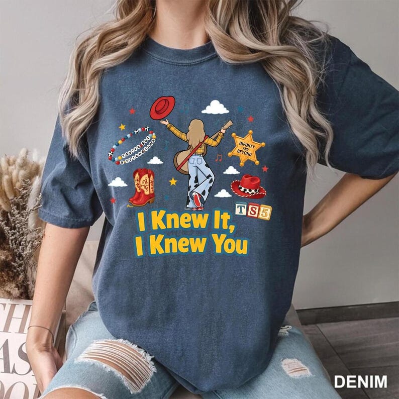 Comfort Colors I Knew It, I Knew You TSwift Shirt, Disneyland Pixar Toy Story 5,TSwift Music Tee,You've Got A Friend In Me Toy Story 5 Shirt afbeelding 2