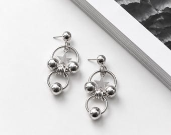 Silver Star Dangle Earrings, Y2K Ball Drop Earrings, Punk Grunge Statement Studs, Edgy Silver Earrings, Alt Jewelry Gift