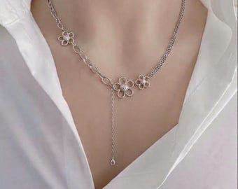 Silver Flower Lariat Necklace, Rhinestone Daisy Chain Choker, Y2K Coquette Jewelry
