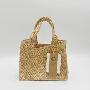 Handwoven Raffia Tote Bag, Woven Handbag,  Minimalist Summer Beach Bag, Casual Vacation Travel Bag for Women, Gift for Her