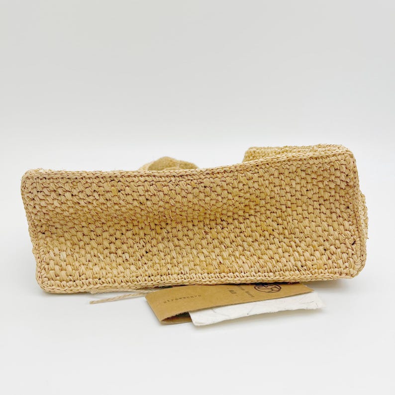 Handwoven Raffia Tote Bag, Woven Handbag,  Minimalist Summer Beach Bag, Casual Vacation Travel Bag for Women, Gift for Her
