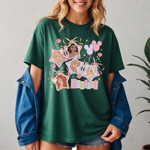 Retro Disney Princess Magisk Stjärna T-shirt, Rapunzel Vaiana Anna Elsa Ariel Coquette T-shirt, Nyckfull Prinsessa Squad Trip T-shirt, Disney Gåva T-shirt bild 4