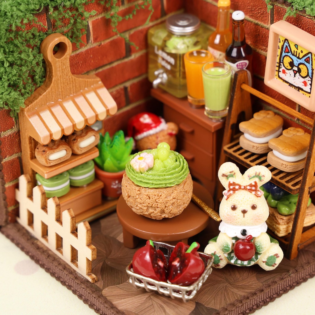 Handmade Miniature Dessert Cake House Light up Magnetic Playset Decor ...