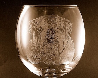 Etched English Bulldog on Elegant Wine Glass (set of 2)