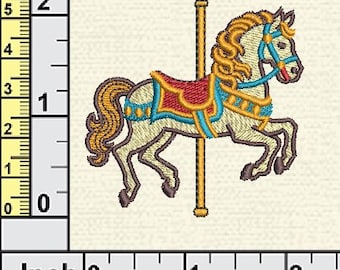 Bordado de caballo de carrusel decorativo / Animal de tiovivo clásico / Archivo de bordado a máquina