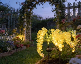 Solar Wisteria Light, LED Garden Flowers, Yellow Garden Stake Lights, Outdoor Decorative Walkway Lighting