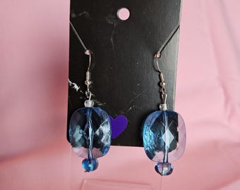 Pendientes azules