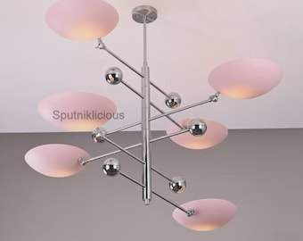 Lámpara de araña moderna de mediados de siglo – Pantallas rosa rubor, cromo pulido, 6 luces