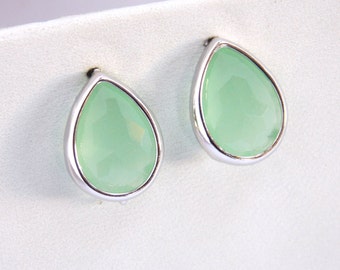 Mint Geen Earrings, Glass Earrings, Stud Earrings, Post Earrings, Silver, Bridesmaid Earrings, Bridal Jewelry, Bridesmaid Gifts