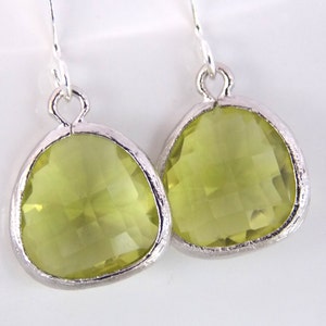 Green Earrings, Green Apple Earrings, Peridot Silver Earrings, Chartreuse, Bridesmaid Earrings, Bridal Earrings Jewelry, Bridesmaid Gifts