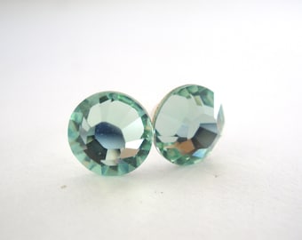 Swarovski Crystal Stud Earrings, Crystal Earrings, Light Green Earrings, Soft Green, Chrysolite, Bridesmaid Gifts, Bridesmaid Earrings