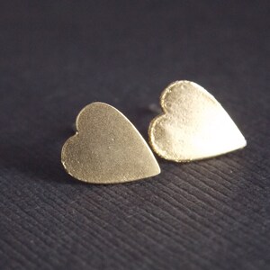Heart Earrings, Gold Earrings, Heart Studs, Post Earrings,Valentines Day Gift, Stud Earrings, Girlfriend Gift, Friend Gift, Birthday Gift