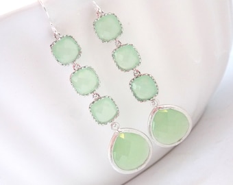 Orecchini di menta verde argento, orecchini verdi, orecchini d'argento, orecchini lunghi, gioielli da sposa, orecchini da sposa, regali da mieda