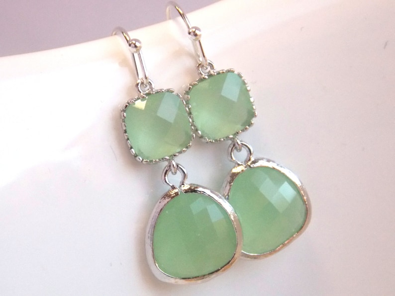 Green Earrings, Peridot Earrings, Apple Green Earrings, Silver Light Green Mint, Wedding Jewelry, Bridesmaid Earrings, Bridesmaid Gift image 3