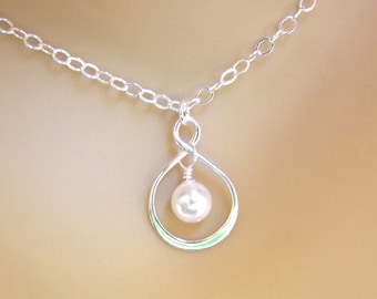 Christmas Gift, Infinity Necklace, Sterling Silver, Pearl, Bridesmaid Gifts, Bridesmaid Jewelry, Infinity Link, Charm, Eternity Necklace