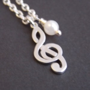 Music Note Necklace, Music Note Charm, Music Note Jewelry, Silver Necklace, White Pearl, Pearl Necklace, Dainty Necklace, Gift