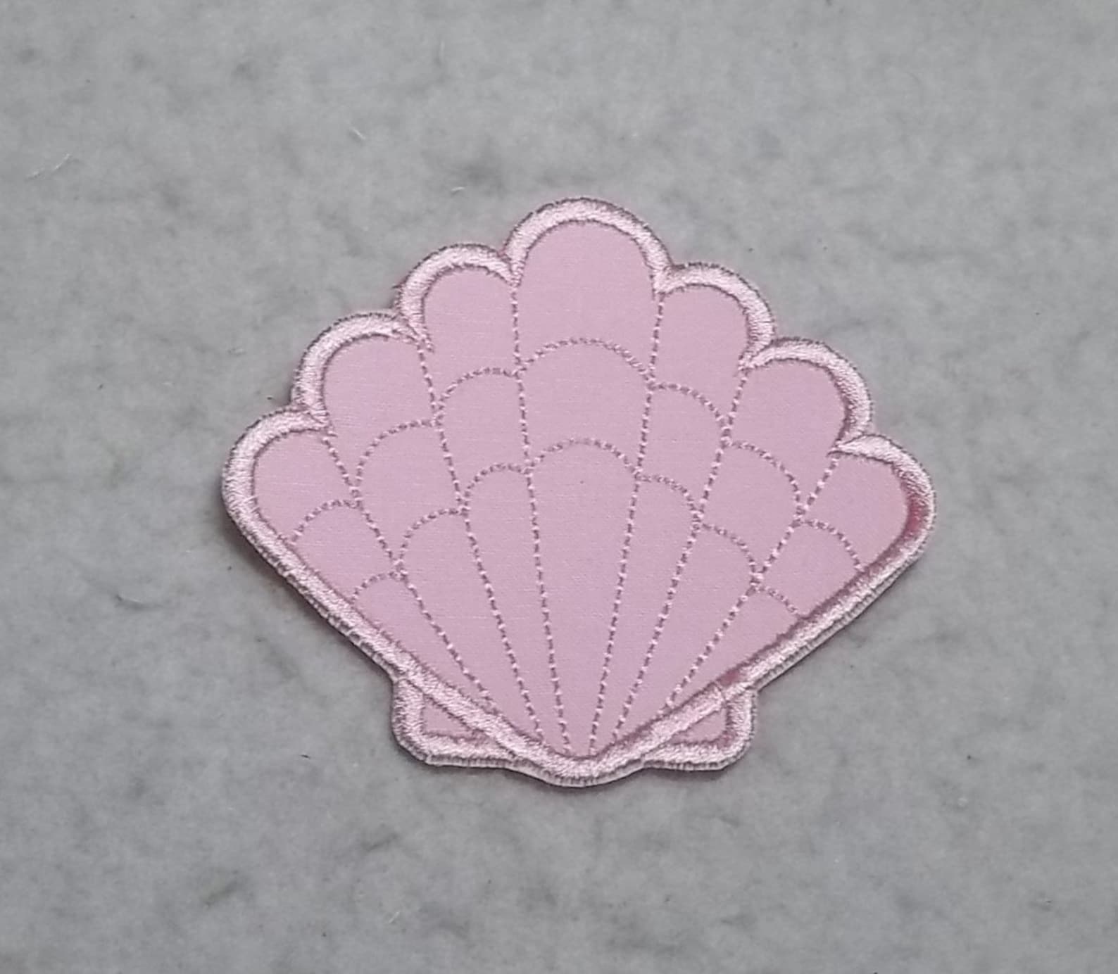 Scallop Shell - MADE to ORDER - Choose COLOR and Size - Fabric Iron on ...