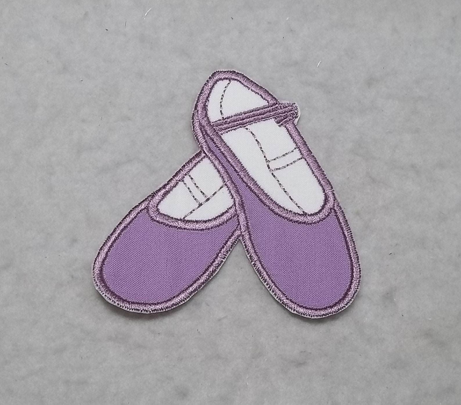 ballet dance shoes (small) (ready to ship) iron on applique patch 9032