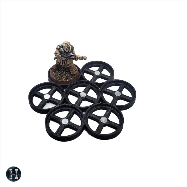 Magnetic movement tray | Cluster layout | 25mm bases | Wargaming unit trays | Compatible with 40k & AoS | 2 to 20 slots options image 3