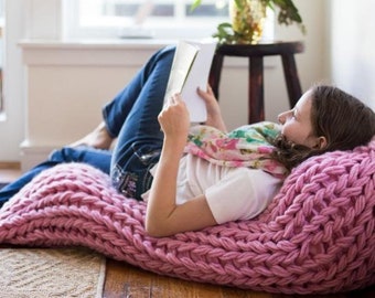 Lazy Lounger Arm Knit Pillow Pattern