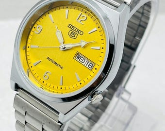 Vintage Refurbished SEIKO 5 Automatic | Yellow Dial 7S26 Movement 17 Jewels Made in Japan.