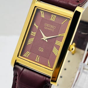 Vintage SEIKO Quartz Slim Men's Watch| Red Dial GL22 Movement Japan Made.