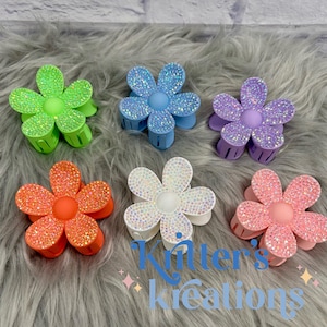 Rhinestone Bling Bedazzled Flower Claw Clip Hair Clip Kritters Kreations