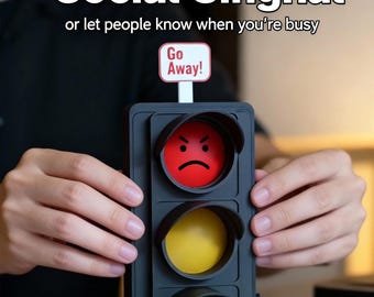 Social Singnal | Traffic Light Desk Lamp: USB LED Busy Light - Gaming, Home Office