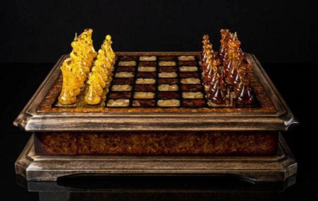 Vip Chess Paper Luxury Chess Set With Inlay Amber Chess Figures |wooden Amber Chess ...