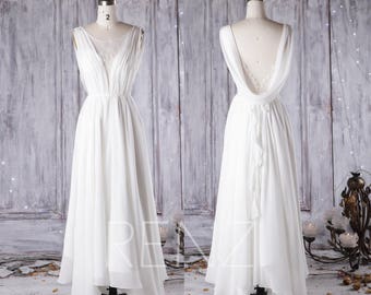 white flowy beach wedding dresses