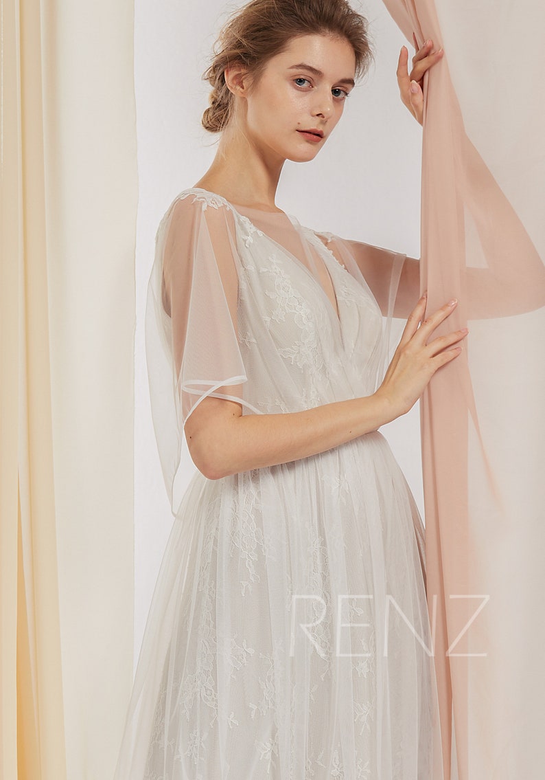 Wedding Dress Off White Bridal Dress Long Tulle Wedding Gown Boho V Neck Ruffle Sleeves Beach Wedding Dress Open Back Formal Dress HW920