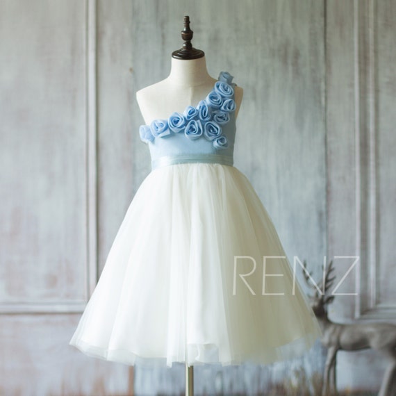 white puffy dresses for juniors