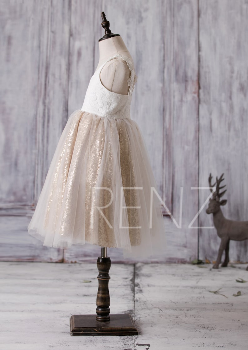 Flower Girl Dress Off White Rustic Junior Bridesmaid Dress Tutu Golden Sequin Lace Communion Dress V Neck Flower Girl Dresses FK291