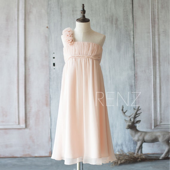 girl open dress one by one
