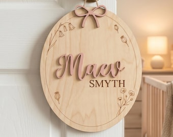Gepersonaliseerde houten coquette naambordje, aangepaste bloemen babynaambordje, decor kinderkamer, kamerdecor babymeisje, aangepaste naamplaatje, cadeau pasgeboren