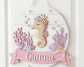 Gepersonaliseerde naambord zeepaardje, oceaanthema babynaam muurdecoratie, aangepast houten bord babykamer, decor cadeau babymeisje babykamer