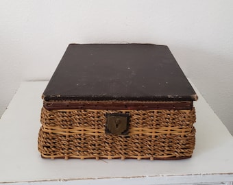 Victorian Wicker Sewing Basket/USB/1820-1914