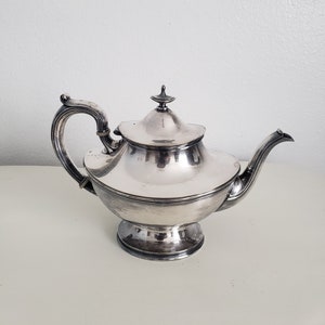 REED & BARTON ティーポット Reed & Barton Silverplate Teapot - Hollowware, Floral