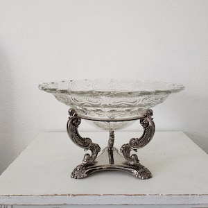 Vintage Godinger Glass Scalloped Edge Cut Glass Bowl On Silverplate Ornate Pedestal Stand/Cottage
