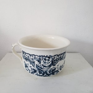 Antique White Ironstone Chamberpot/Steel Blue Transfer/Blue Onion Flora/Leaves/Cottage