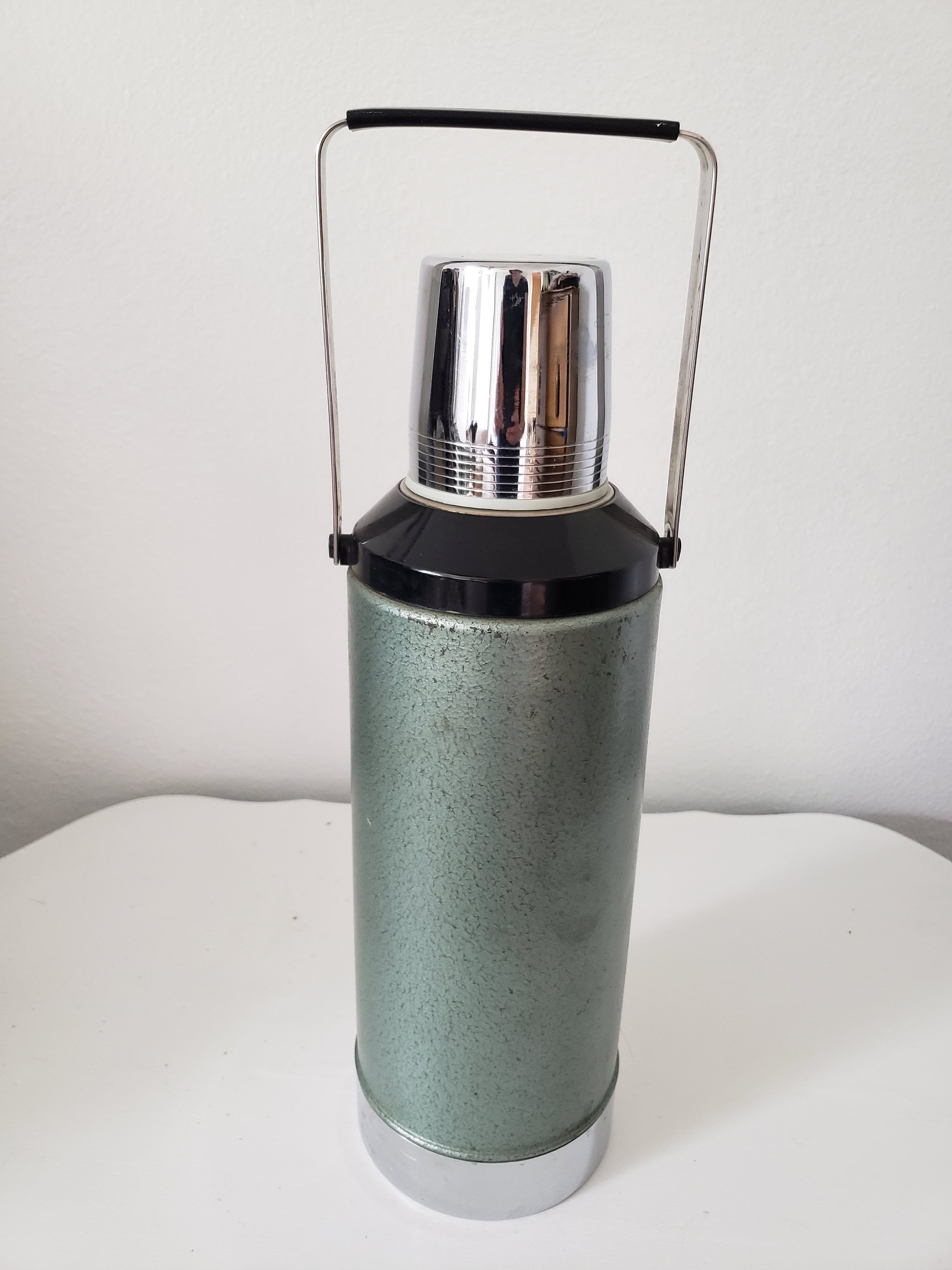 Green Stanley Thermos Vintage 1956 Super Vac A945 Mid-Century