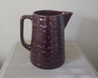 Vintage Manchester Daisy & Dot Brown Stoneware 1 Qt Pitcher/Pennsylvania Dutch