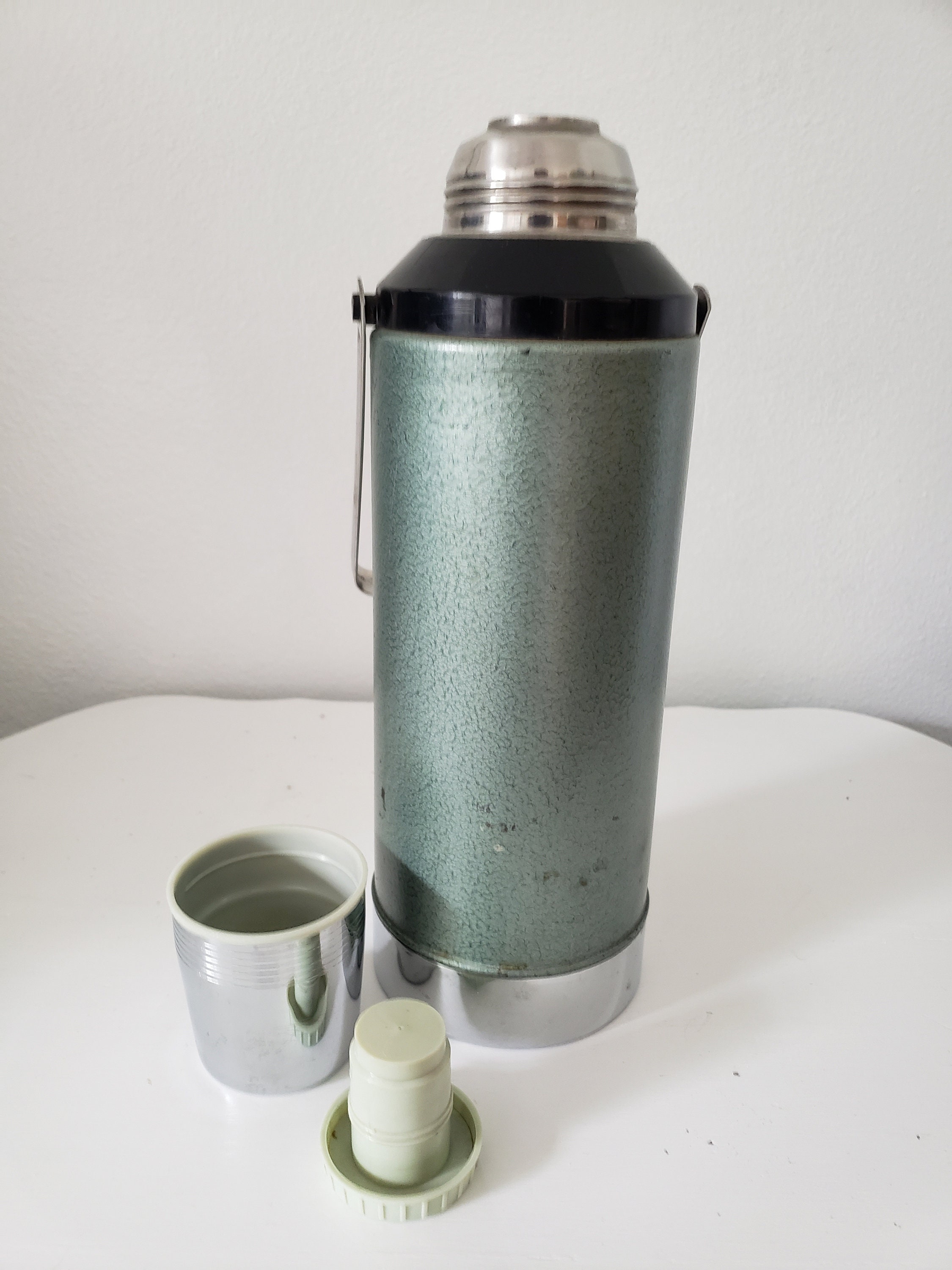 Green Metal Aladdin Stanley Thermos, Vintage Camping Gear - Mendez