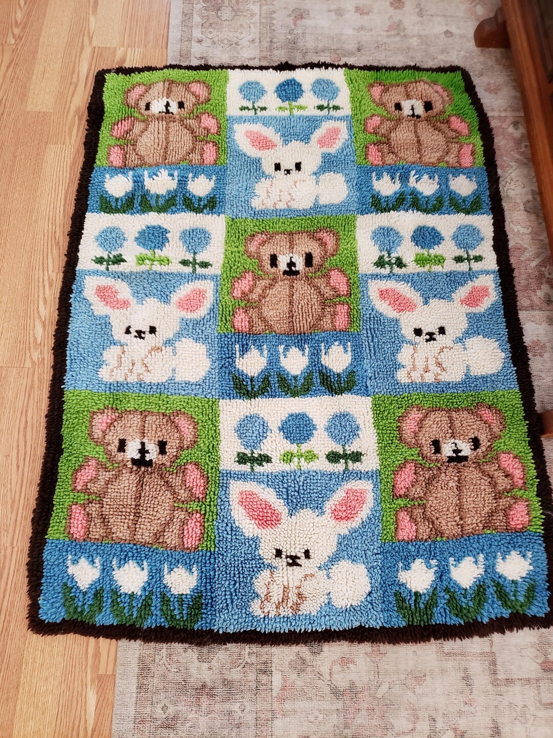 Kitsch Rugs Vintage Latch Hook Nursery Teddy Bear/bunny Rug/kitsch - Etsy